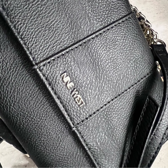 Nine West black crossbody bag - Picture 4 of 9